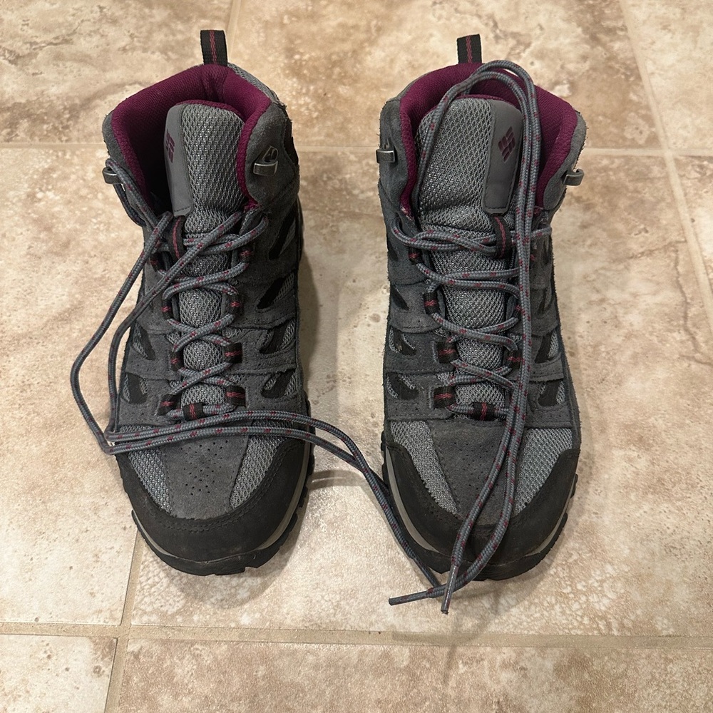 Women's Gray Hiking Boots